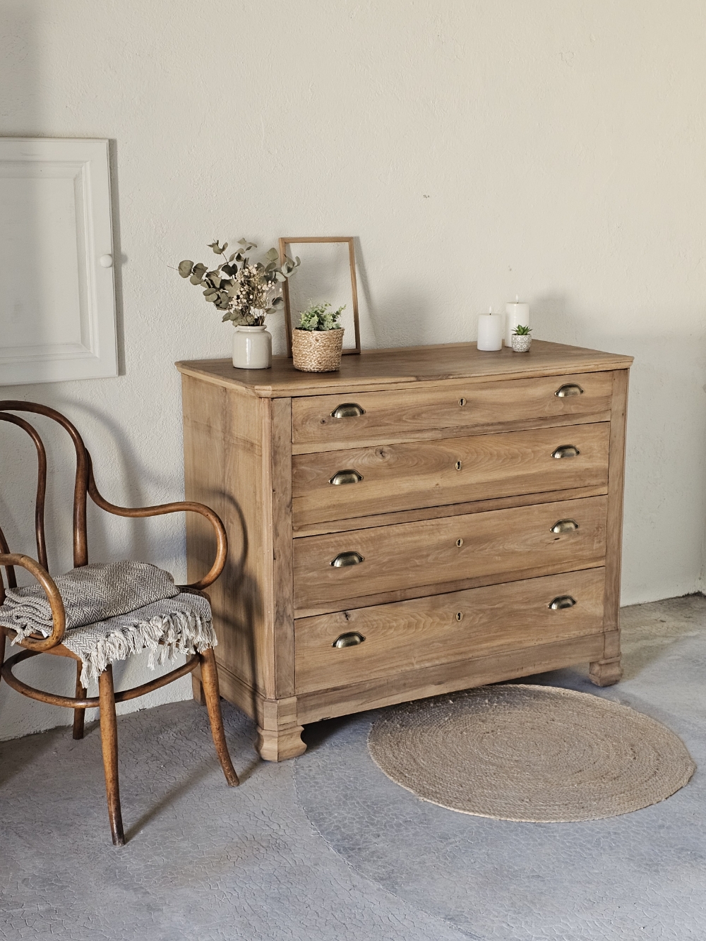 Commode ancienne en bois massif orme (1)20260114_131740