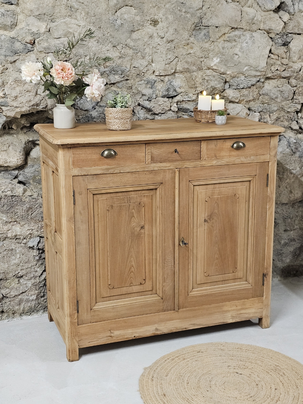 Buffet haut ancien en chêne massif – 3 tiroirs – Époque fin XIXᵉ siècle20260123_091341