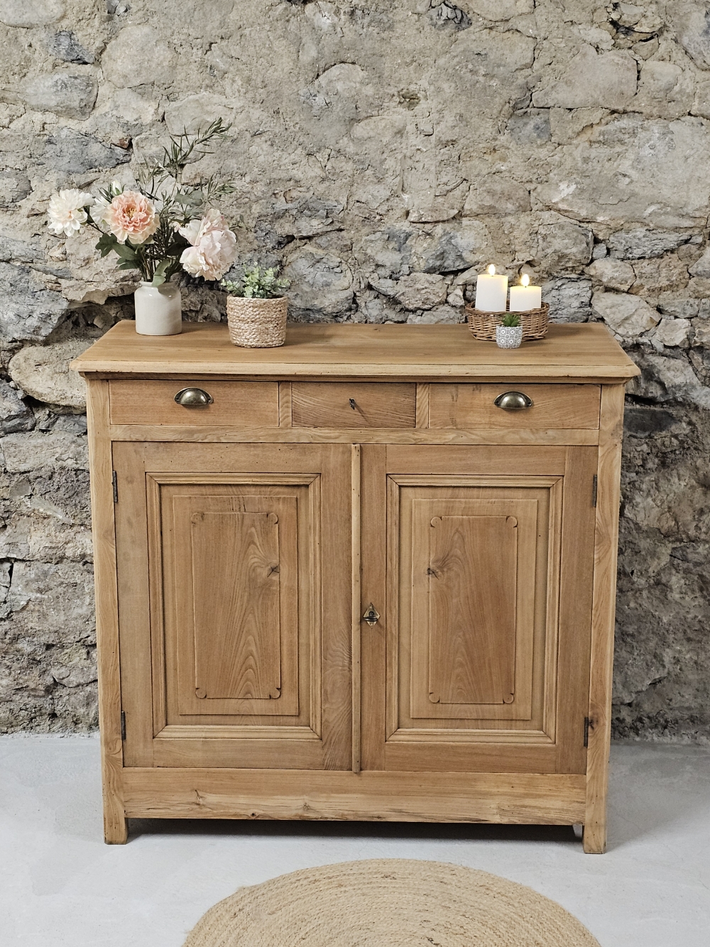 Buffet haut ancien en chêne massif – 3 tiroirs – Époque fin XIXᵉ siècle20260123_091243