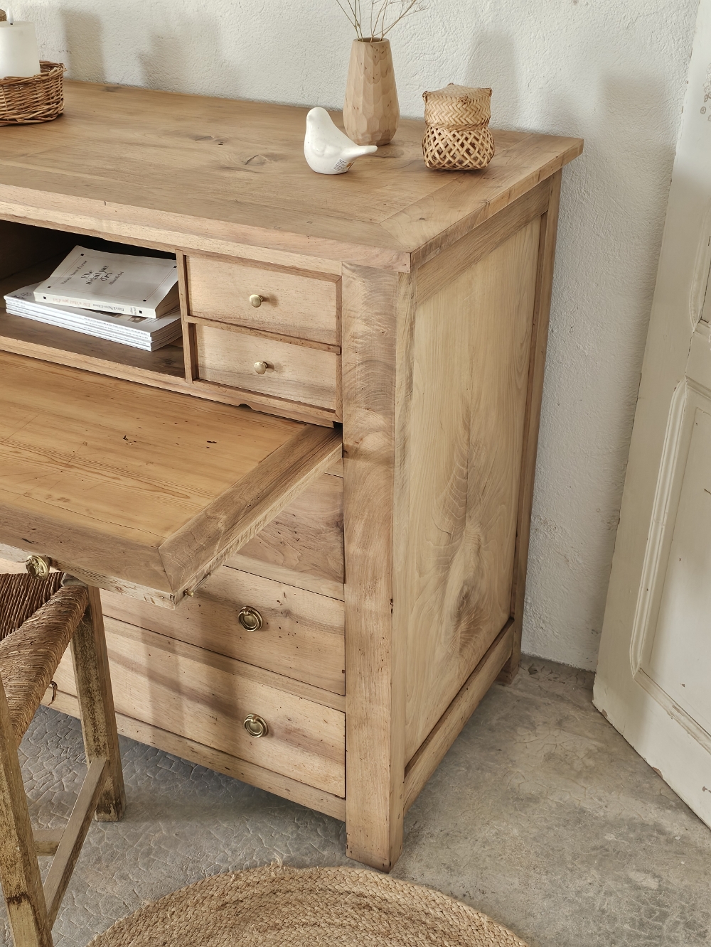Ancienne commode secretaire en noyer massif et sapin20260224_150058
