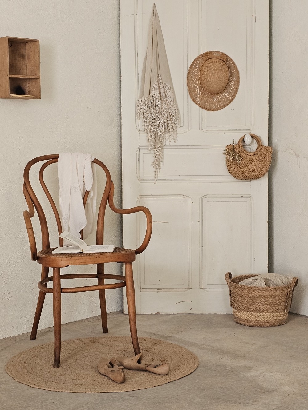 fauteuil style thonet ancien20260304_110818(1)