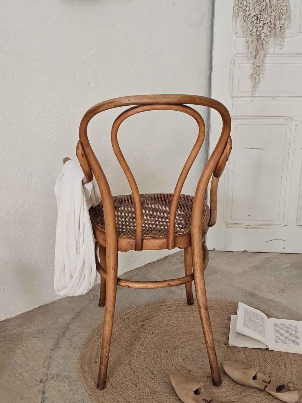 fauteuil style thonet ancien20260304_111048(1)