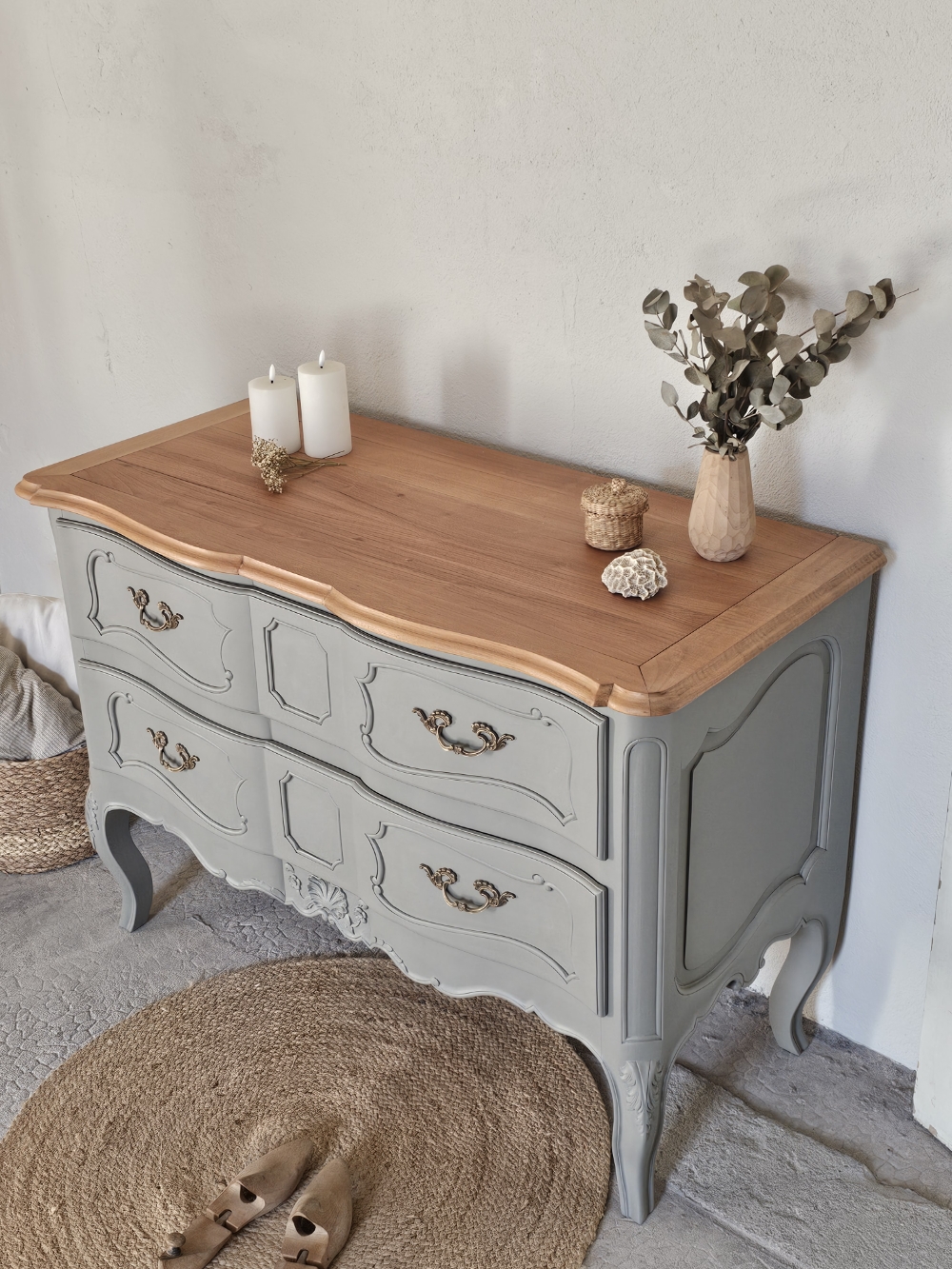 Commode style Louis xv20260416_102515
