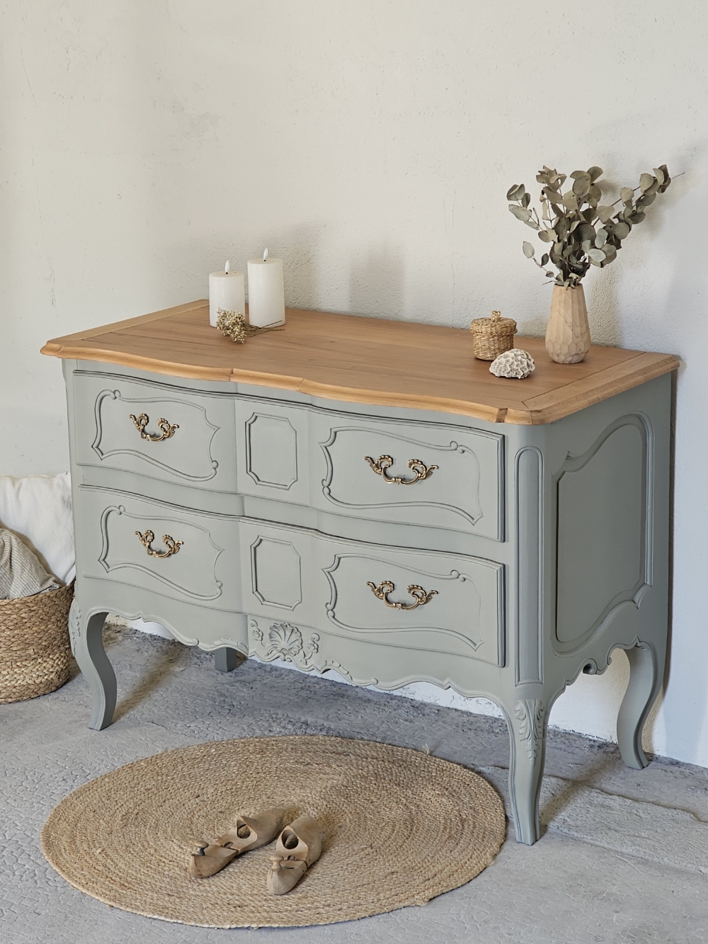 Commode style Louis xv20260416_102313