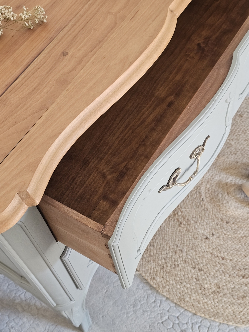 Commode style Louis xv20260416_102641
