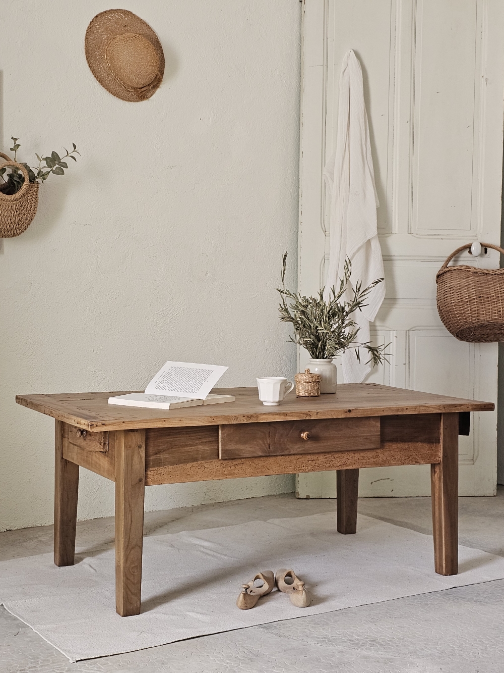 Ancienne table de ferme basse 3 tiroirs20260425_113230