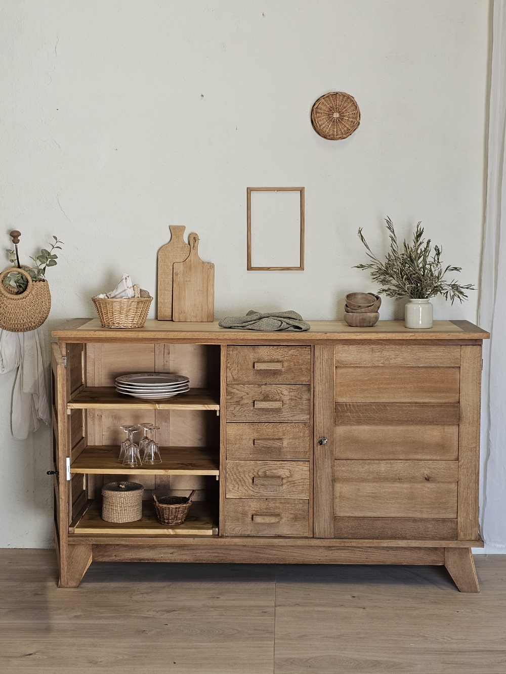 Buffet %22Enfilade%22 René Gabriel 20260501_150318