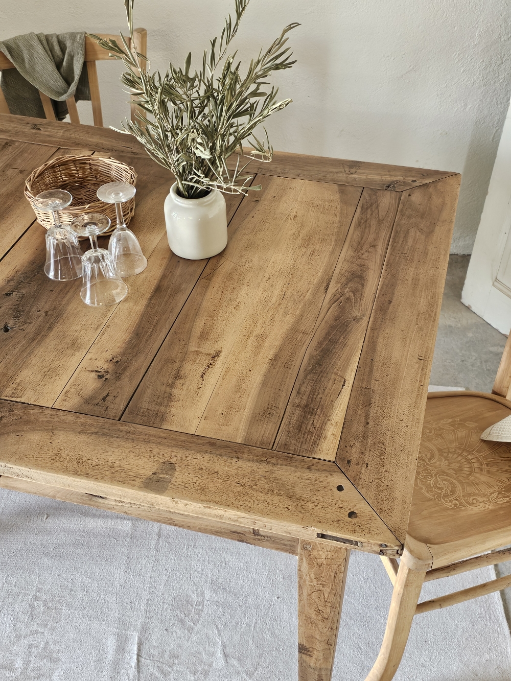 Table de Ferme en Chêne Massif – 3 Tiroirs – Style Authentique20260505_155517