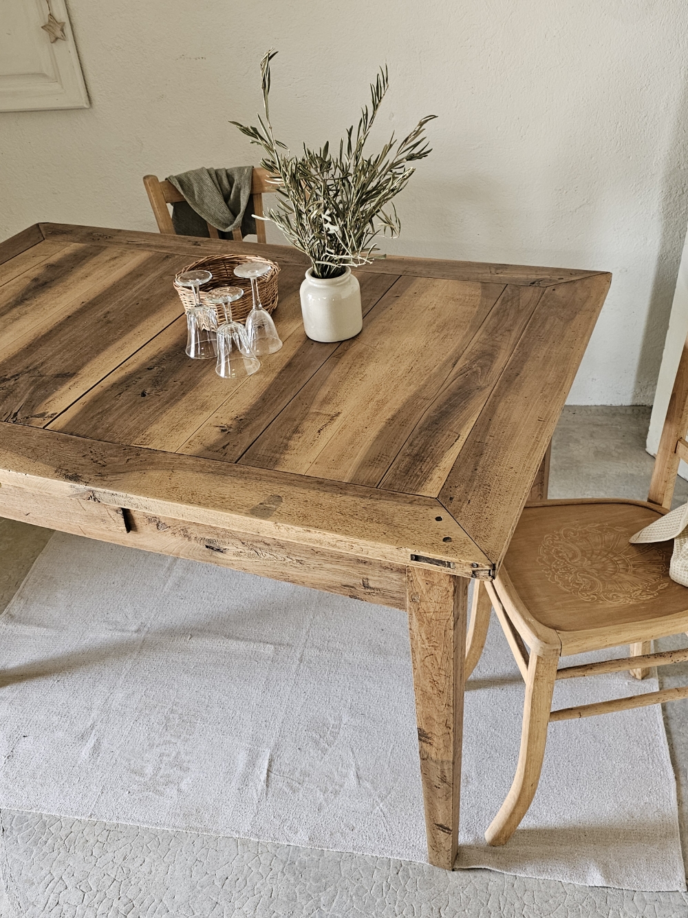 Table de Ferme en Chêne Massif – 3 Tiroirs – Style Authentique20260505_155618