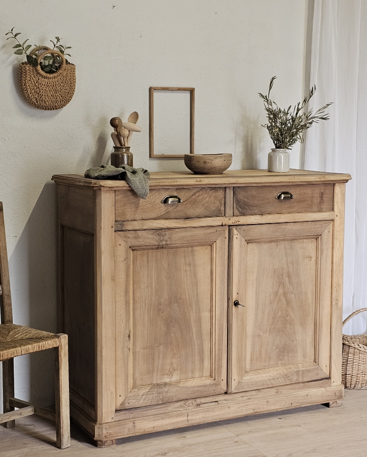 buffet de campagne fin xixe en bois clair naturel20260518_110804