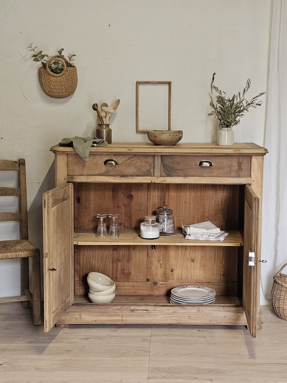 buffet de campagne fin xixe en bois clair naturel20260518_111025