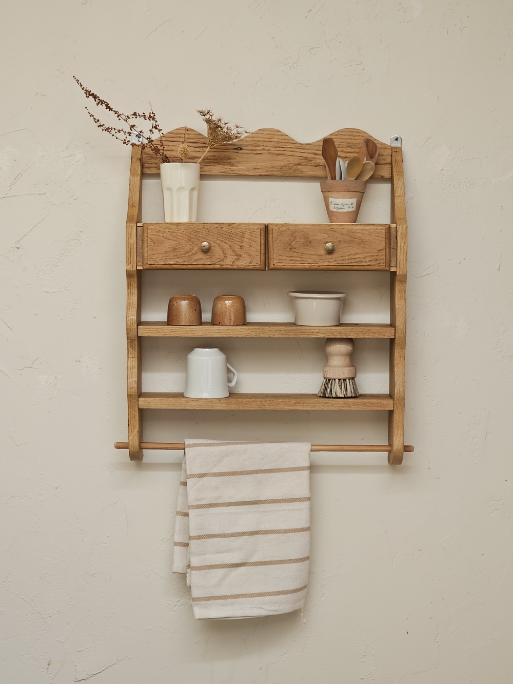 etagere-cuisine-chene-brocante.jpg20260530_181445
