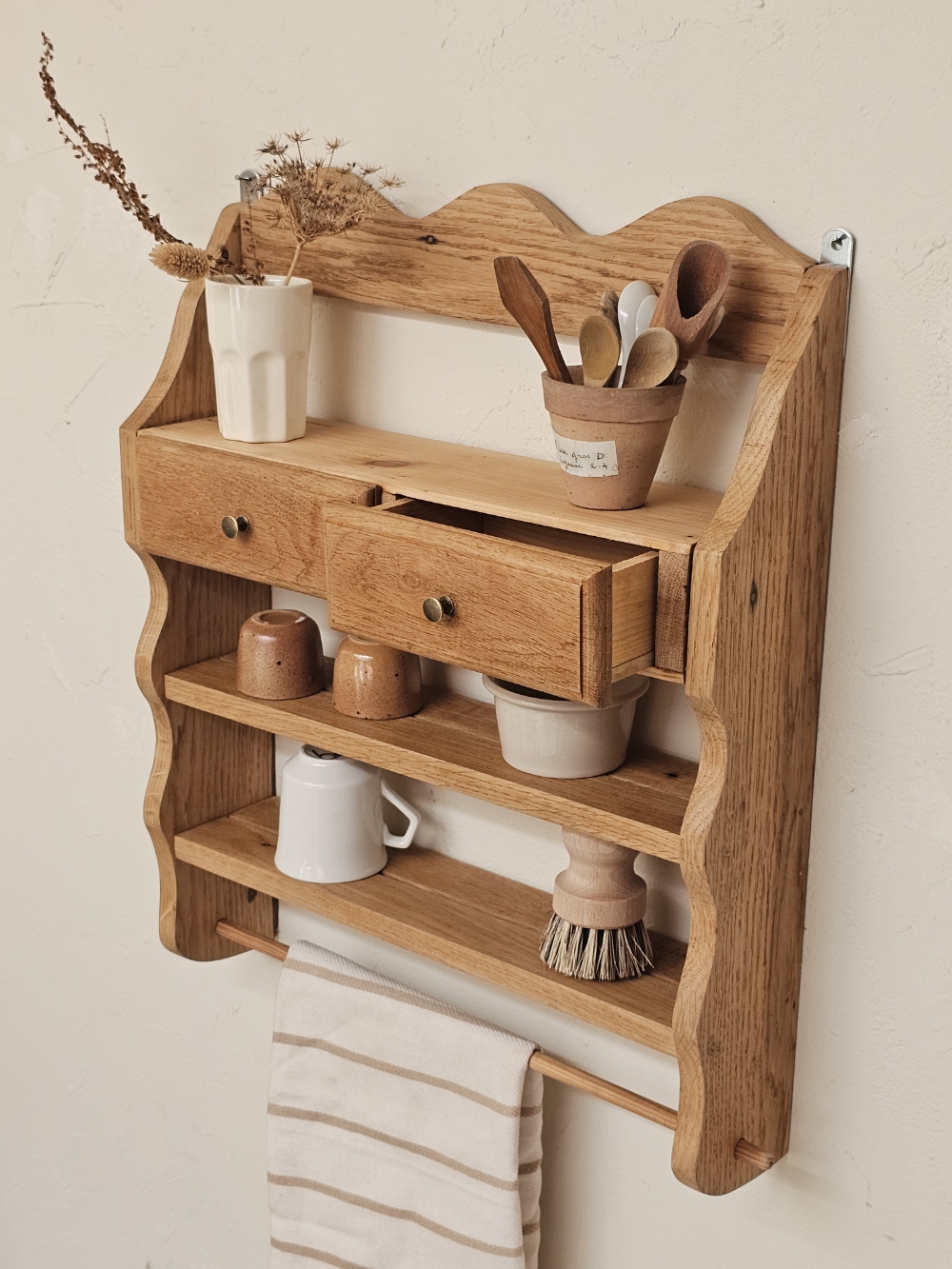 etagere-cuisine-chene-brocante.jpg20260530_181533