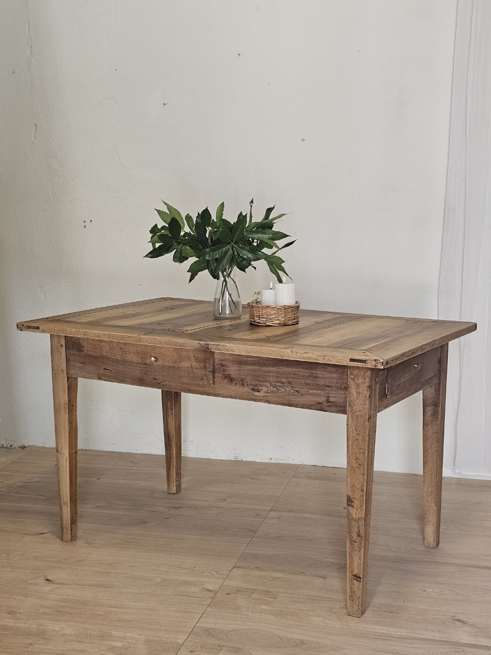 Table de cuisine ancienne style table de ferme en bois20260629_170904