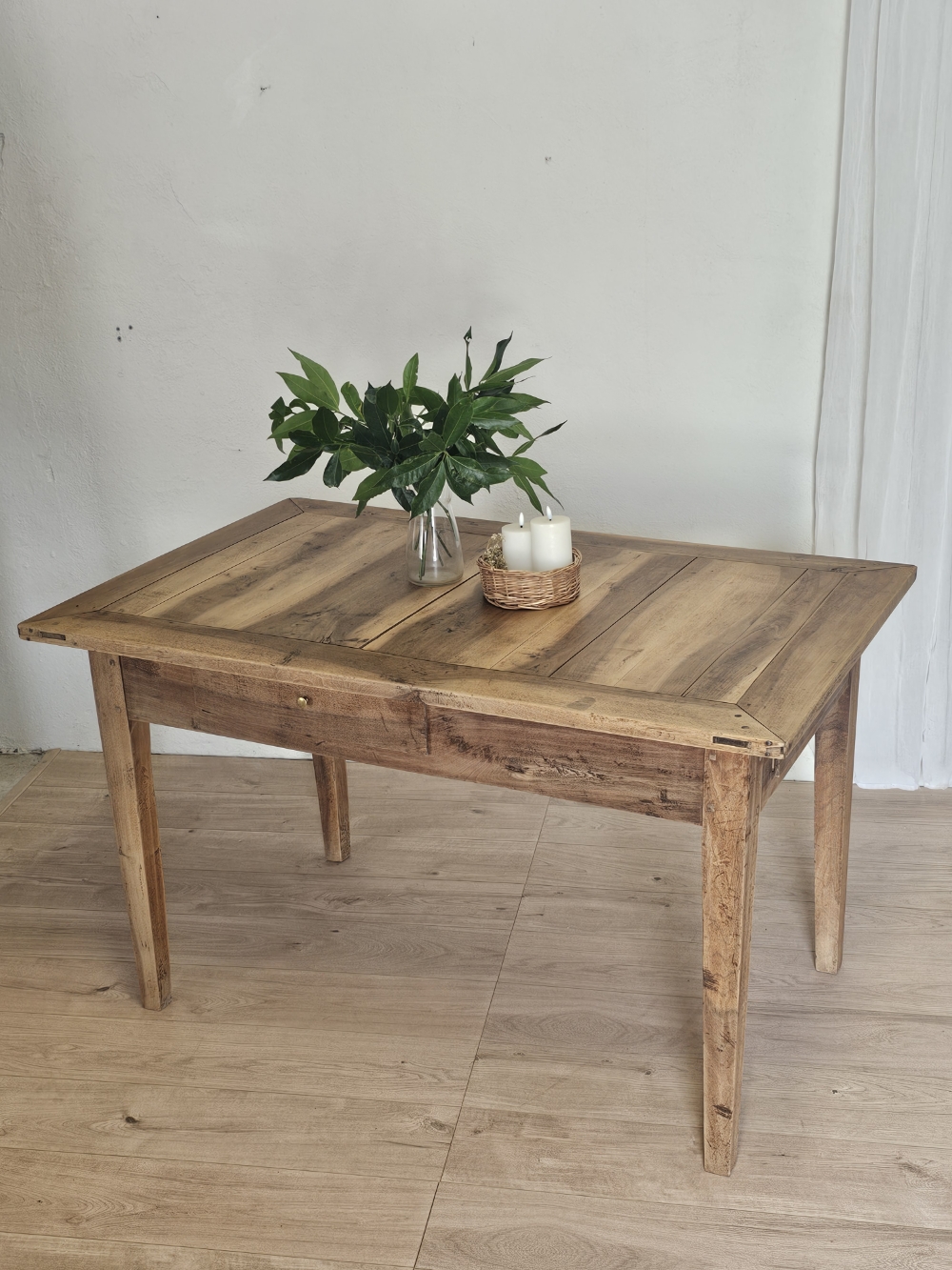Table de cuisine ancienne style table de ferme en bois20260629_170937