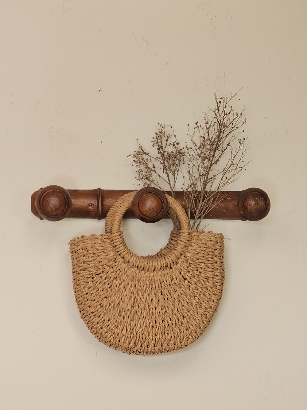 Porte-manteau mural vintage en bois tourné20260804_111042