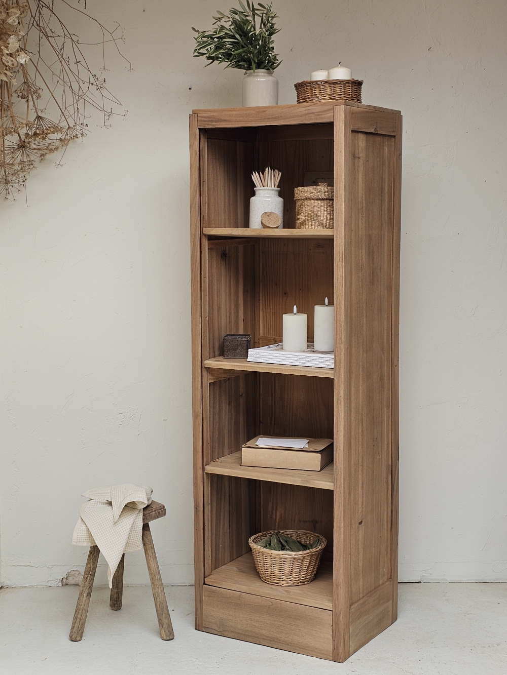 Étagère colonne en bois brut – Bibliothèque vintage restauré20260828_170933