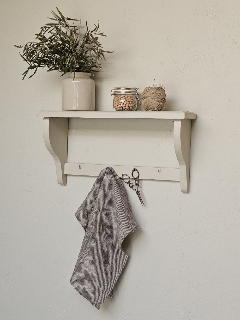 etagere ancienne en bois couleur lin20260908_124115