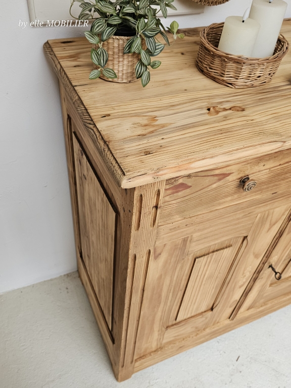 buffet-ancien-bois-naturel-patine-detail-plateau-et-facade