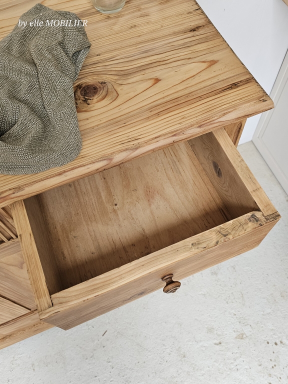 buffet-ancien-bois-naturel-patine-detail-tiroir-droit