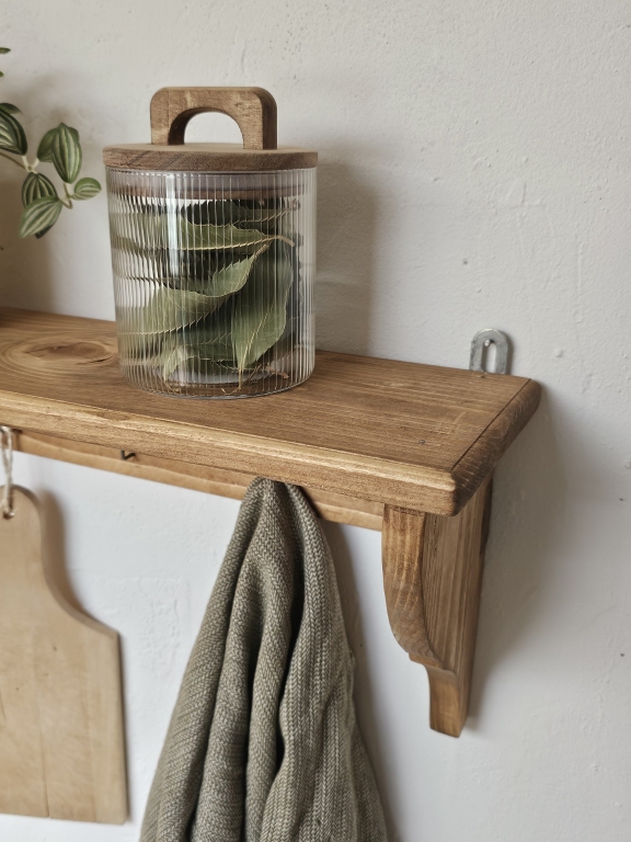 etagere-bois-naturel-detail-plateau-fixation