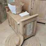 20250425_114929coffre ancien, coffre bois brut, meuble de rangement, banc coffre, chêne massif, meuble rustique, meuble campagne, coffre d’entrée, bois clair