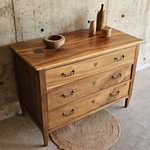 20250729_124953ancienne commode style louis xv en noyer massif 3 tiroirs