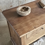 20250904_160831ancien meuble de metier bois noyer massif matelier ilot  Moyenne