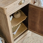 Meuble ancien en bois brut-le charme des meubles de brocante -chevet20251025_144839