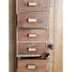 Meuble d’atelier ancien en chêne massif à suspendre – années 194020251104_120152