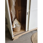 Jolie armoire ancienne en bois massif.20251206_152214