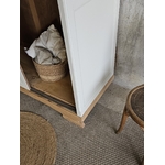 Jolie armoire ancienne en bois massif.20251206_152330