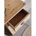 Petit meuble ancien 4 tiroirs en sapin brut20251208_141519