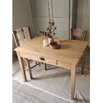 Table sapin et chêne20260126_111225