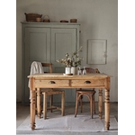 Ancienne table en bois massif -2 tiroirs 20260227_113641