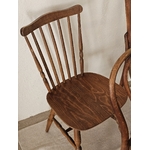 ensemble de chaises bistrot en bois anciennes20260304_133200