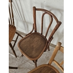 ensemble de chaises bistrot en bois anciennes20260304_133233
