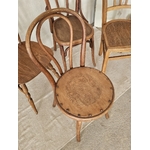 ensemble de chaises bistrot en bois anciennes20260304_133213