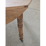 ancienne table ovale en bois massif20260330_095239