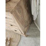 ancienne commode en noyer 3 tiroirs,bois brut et poignées coquille20260403_091735