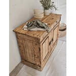 Meuble patiné Petit Buffet Bas Rustique en Bois Br20260426_094817