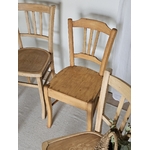 Ensemble de 4 Chaises de Bistrot Vintage – Bois Clair Restauré20260504_111530