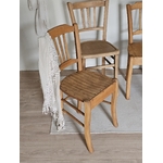 Ensemble de 4 Chaises de Bistrot Vintage – Bois Clair Restauré20260504_111012