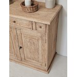 Petit meuble bas ancien en bois brut rénové20260729_154140
