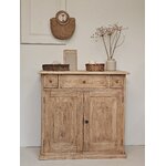 Petit meuble bas ancien en bois brut rénové20260729_153539