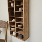 Meuble casier mural ancien en bois brut 24 casiers20260822_105725