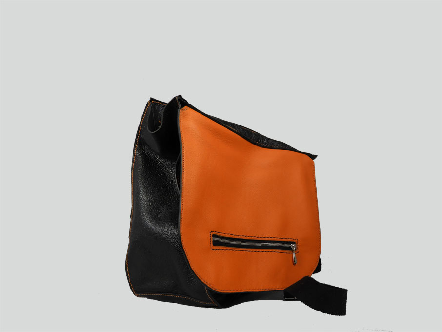 BroadPeak-Noir-Dos-Ouvert