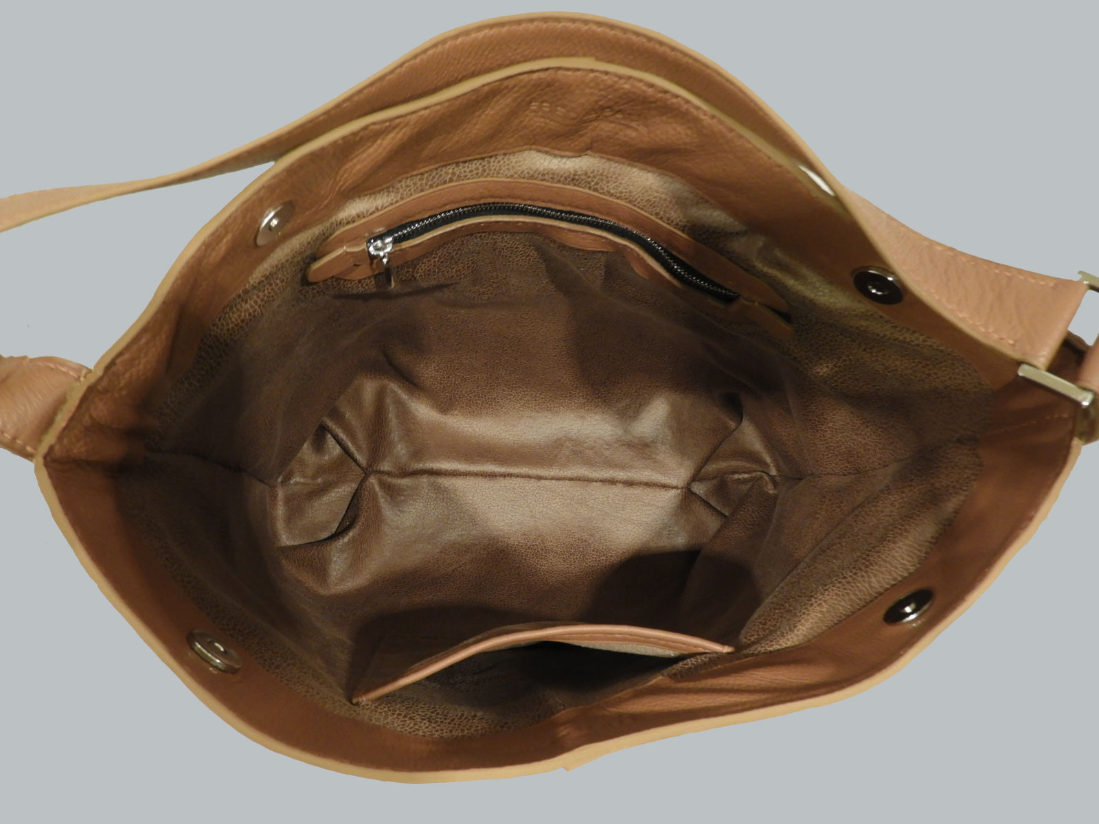 SIBUYAN-VEAU-HAVANE-INTERIEUR