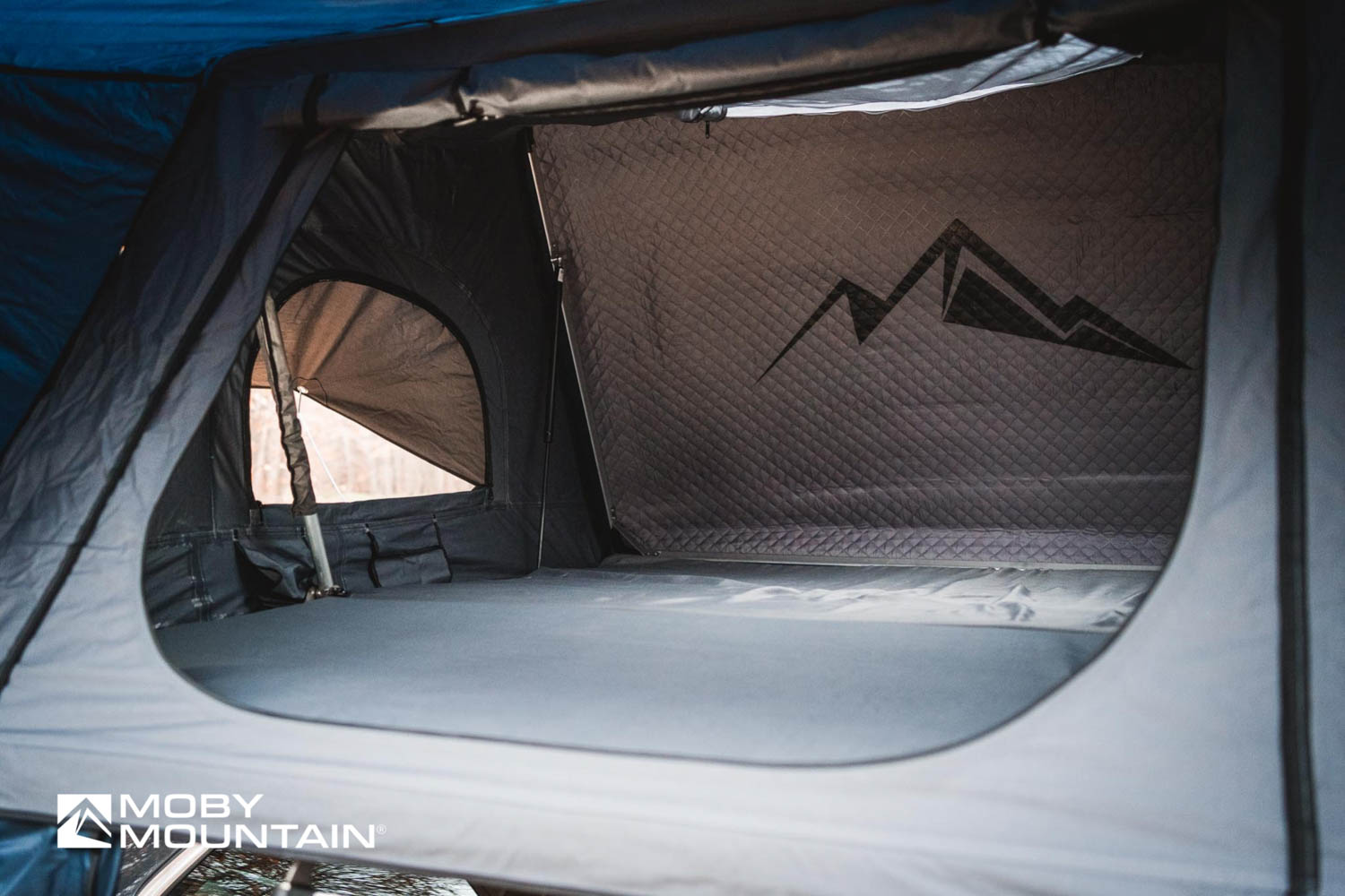 PEAK XXL I Horizontal I Moby Mountain roof top tents (13)