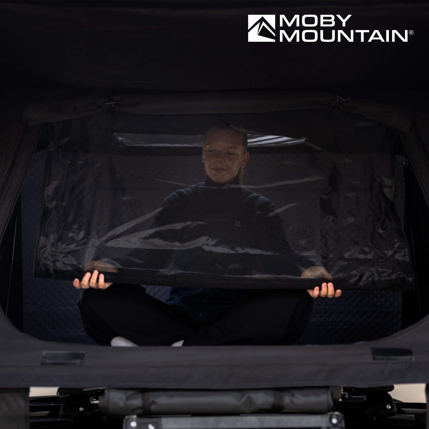 PEAK XXL thunderBlack I Square I Moby Mountain roof top tents (9)